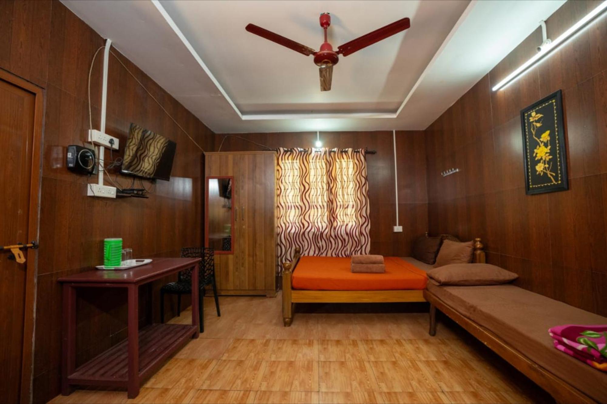 Hill Valley Farm House Nelliyampathy Exterior photo